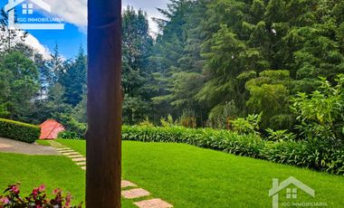 VENTA DE CABAÑA CON HERMOSOS JARDINES MINERAL DEL CHICO, CARBONERAS