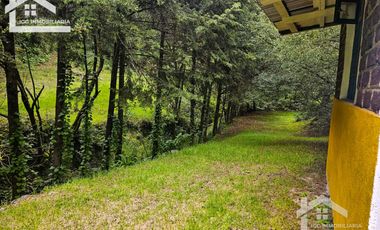 VENTA DE CABAÑA CON HERMOSOS JARDINES MINERAL DEL CHICO, CARBONERAS