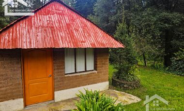 VENTA DE CABAÑA CON HERMOSOS JARDINES MINERAL DEL CHICO, CARBONERAS