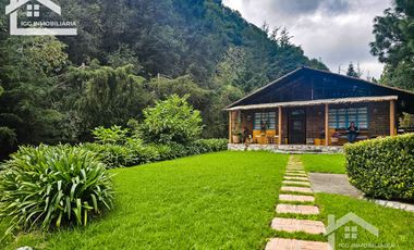 VENTA DE CABAÑA CON HERMOSOS JARDINES MINERAL DEL CHICO, CARBONERAS