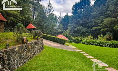 VENTA DE CABAÑA CON HERMOSOS JARDINES MINERAL DEL CHICO, CARBONERAS