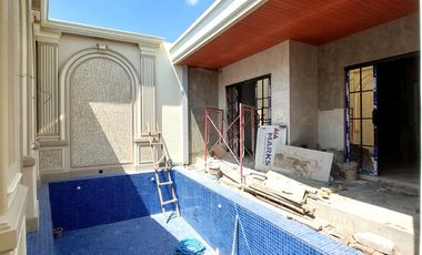 Rumah Super Mewah 3 Lantai Banyuraden