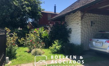 Casa Amplia con Estacionamiento Para 4 Vehículos y Piscina en Plena Av. Alemania, Temuco