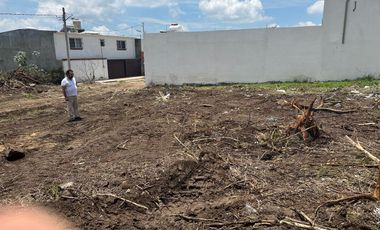 VENTA DE TERRENO EN JARDINES DE TLAYACAPAN (LAS ANIMAS)