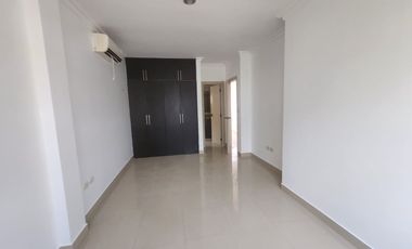 Samborondon, Renta de Linda Casa 3 dormitorios sin muebles