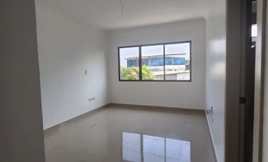 Samborondon, Renta de Linda Casa 3 dormitorios sin muebles