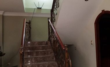 Se vende casa con finos acabados en Machala