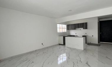 CASA EN UN NIVEL EN  VENTA