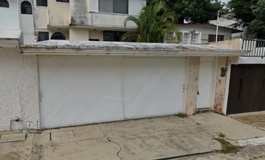 VENTA DE CASA CALLE NUEVO LEON, PETROLERA COATZACUALCOS- SH05