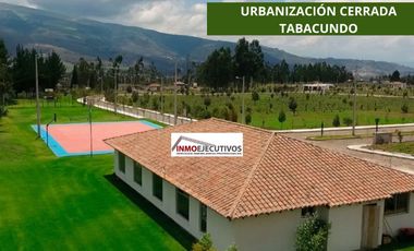 Quinta en Urbanización cerrada. Tabacundo