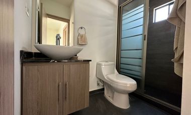 Casa en Venta de 2 Recamaras con Cisterna y Cocina de regalo al Sur de Pachuca.