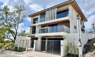 FOR SALE NEWLY BUILT MARVELOUS DESIGN 3 STOREY HOUSE IN BATANGAS
