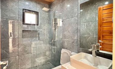 FOR SALE NEWLY BUILT MARVELOUS DESIGN 3 STOREY HOUSE IN BATANGAS