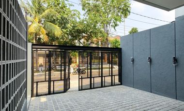 Rumah baru di komplek elit Duren sawit Jakarta Timur