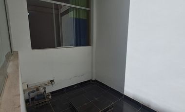 SE VENDE CASA EN URB. INGENIEROS CHICLAYO