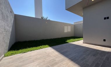 Casa con doble altura en Área Social y Rooftop en Lomas de Juriquilla