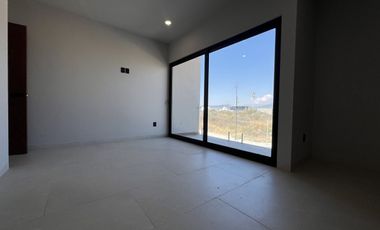 Casa con doble altura en Área Social y Rooftop en Lomas de Juriquilla