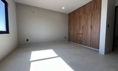 Casa con doble altura en Área Social y Rooftop en Lomas de Juriquilla
