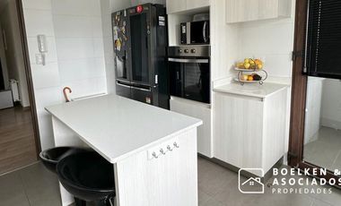 Departamento Amplio 148M2 Semi Nuevo con 2 Estacionamientos, Condominio Vista Golf, Temuco