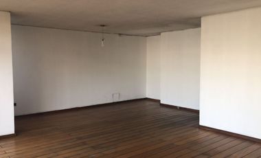 DEPARTAMENTO DUPLEX EN LA AV. ELOY ALFARO