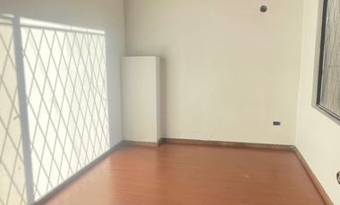 DEPARTAMENTO DUPLEX EN LA AV. ELOY ALFARO