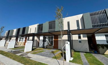 Casa en venta en Aguascalientes, zona norte. 3,500m2 de área común JOVEN