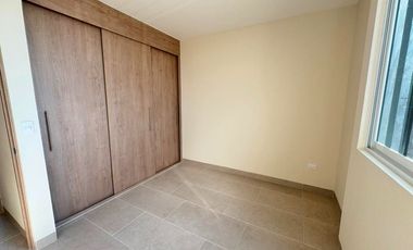Casa en venta en Aguascalientes, zona norte. 3,500m2 de área común JOVEN