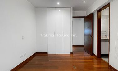 VENDO LINDO DPTO. EN CERROS DE CAMACHO