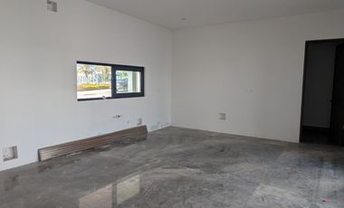 VENTA CASA FRENTE A PARQUE BOSQUES DE LAS MISIONES SECTOR ENCINO