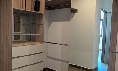 VENTA CASA FRENTE A PARQUE BOSQUES DE LAS MISIONES SECTOR ENCINO