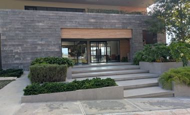 VENTA CASA FRENTE A PARQUE BOSQUES DE LAS MISIONES SECTOR ENCINO