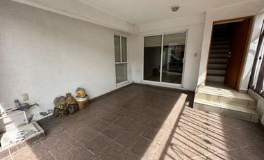 Venta de casa con ampIiacion en metepec frente colegio Argos