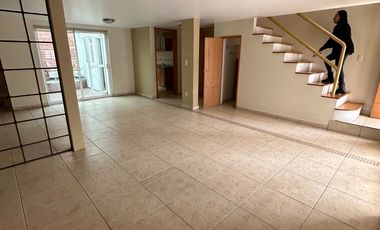 Venta de casa con ampIiacion en metepec frente colegio Argos