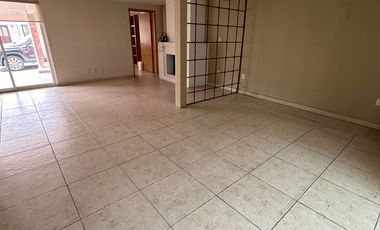 Venta de casa con ampIiacion en metepec frente colegio Argos