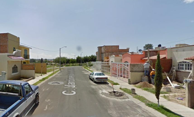 REMATO CASA EN JARDINES DEL VERGEL EN ZAPOPAN JALISCO