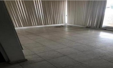 VENTA DE HERMOSA CASA