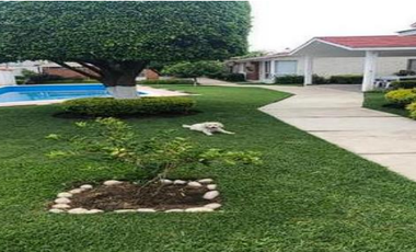 VENTA DE HERMOSA CASA