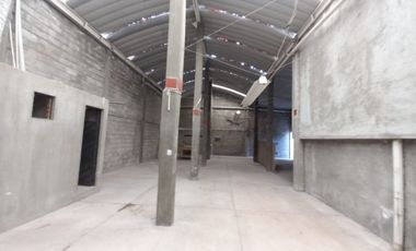 Vendo bodega en Santa Cruz del Monte