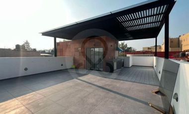 CASA EN VENTA EN CLAVERÍA, CON ROOF GARDEN