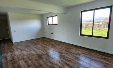 PARCELA CON 2 CASAS NUEVAS, ISLA DE MAIPO CAMINO CARAMPANGUE.