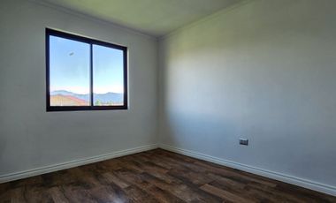 PARCELA CON 2 CASAS NUEVAS, ISLA DE MAIPO CAMINO CARAMPANGUE.