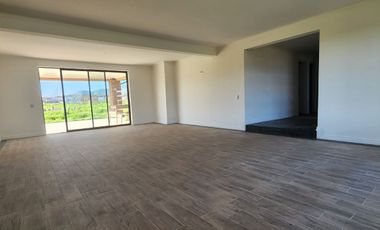 PARCELA CON 2 CASAS NUEVAS, ISLA DE MAIPO CAMINO CARAMPANGUE.