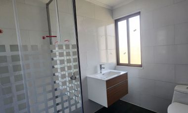 PARCELA CON 2 CASAS NUEVAS, ISLA DE MAIPO CAMINO CARAMPANGUE.