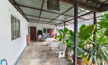 โอกาสทอง! บ้านหลังมุม ทำเลดี พื้นที่เยอะ 29.2 ตร.วา ต่อเติมครบ สภาพนางฟ้า หมู่บ้านพฤกษา 76  รีบจองก่อนพลาด!