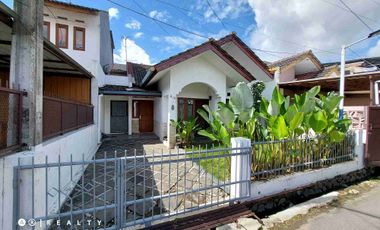 DIJUAL RUMAH STRATEGIS SIAP HUNI Di Antapani Dekat GRIYA Arcamanik Kota Bandung