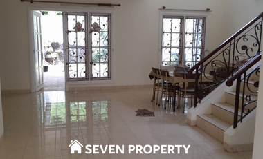 For Sale : Modern House in strategic location in tourist city, Cibubur. P3.145.11.24 Pr Hj