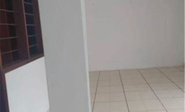 CASA EN VENTA- PIE DE LA POPA