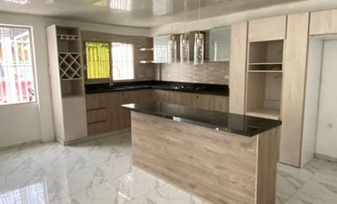 CASA EN VENTA - EL BOSQUE