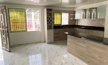 CASA EN VENTA - EL BOSQUE