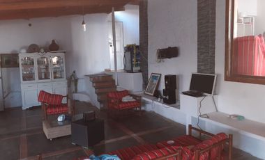 VENDO CASA DE PLAYA EN PRIMERA FILA - PLAYA COLAN